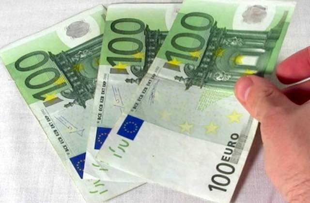 False banconote da 100 euro, nei guai un giovane campano