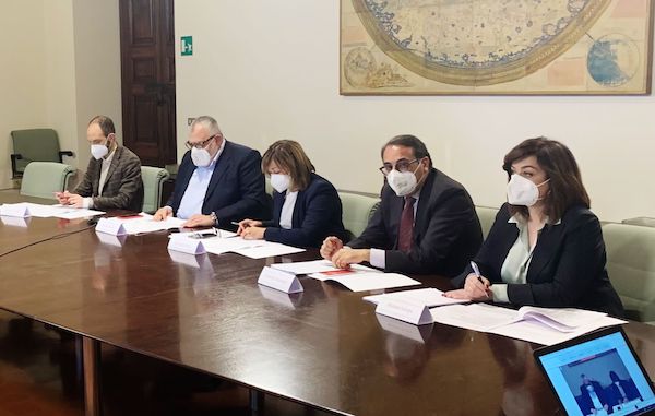 "Smart Attack", Tesei e Fioroni illustrano manovra da 25,5 milioni per far ripartire gli investimenti produttivi