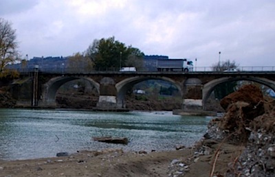 M5S Orvieto: "Il ponte dell'Adunata rievoca nel nome il periodo fascista"