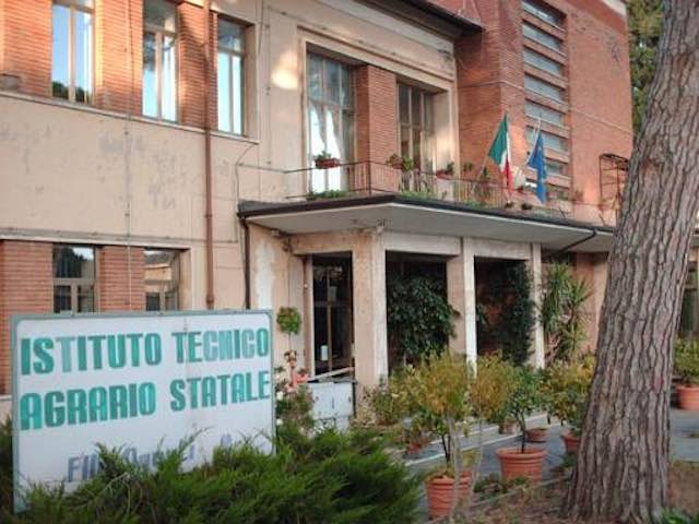 Open day all'Istituto Agosti, 200 euro dal Comune ad ogni nuovo iscritto