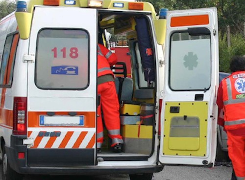 Scontro fra scuolabus e auto, grave un trentenne orvietano