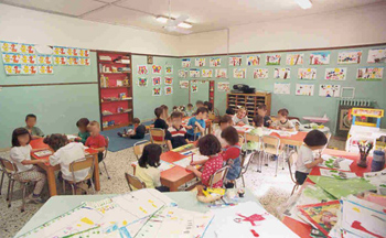 Scuola dell’infanzia allo Scalo, mamme in trincea per i divisori delle aule