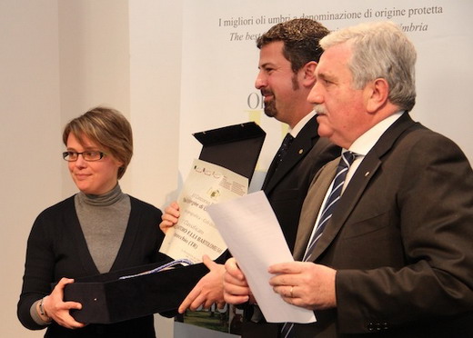 Il Frantoio Bartolomei di Montecchio premiato come "Migliore Olio DOP dell'Umbria 2011 " per la sottozona colli orvietani
