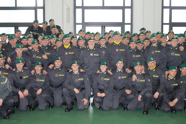 Prima donna tra i Baschi Verdi. Cerimonia alla Caserma Monte Grappa