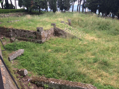 Dall'inchiesta di Orvietonews.it al buonsenso dei cittadini. Oggi i volontari puliscono il Tempio del Belvedere