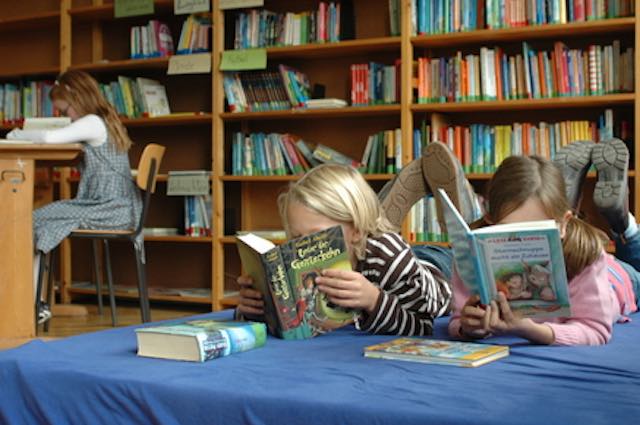 Un Baby Pit Stop nella Biblioteca dei Ragazzi per diffondere la cultura dell'infanzia