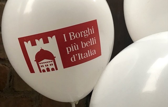 Accordo fra Trenitalia e "I Borghi più belli d'Italia". In treno per scoprire il fascino del Belpaese