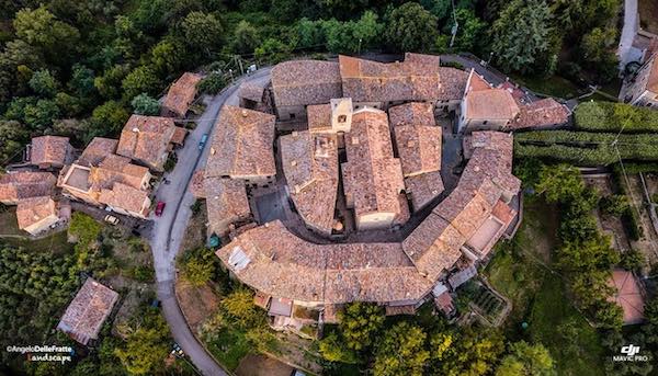 Visite a Doglio, un castello medievale pieno di sorprese