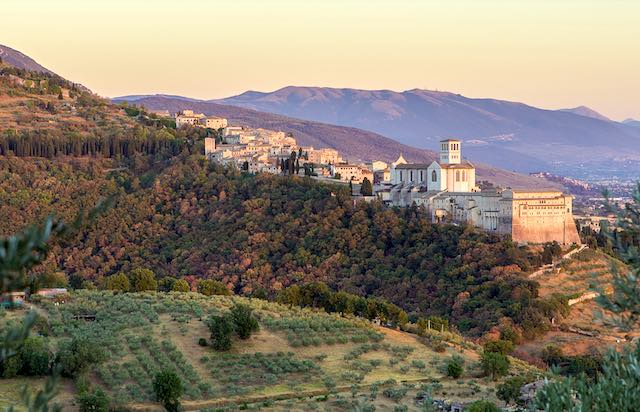 La Collezione "Olea Mundi" ad Assisi nel trentennale della caduta del Muro di Berlino