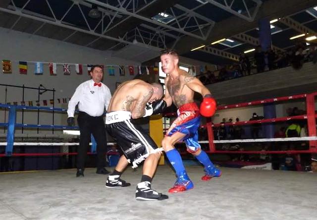 Boxe, a Milano il pugile Riccardo Segatori si aggiudica il titolo mondiale WFC