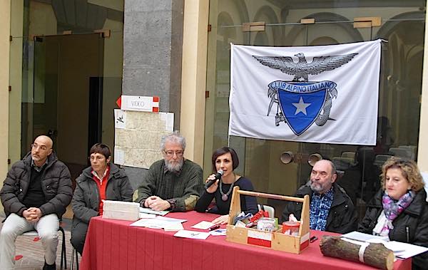 Con "A passo d'uomo" Cai-Scuola segna i sentieri. E riscopre la cascata di S.Valentino