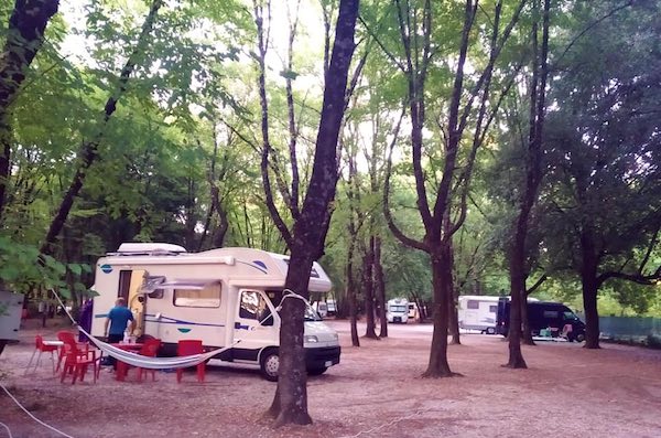 "La Cascata e dintorni". Terzo raduno nazionale di camper, caravan e roulottes