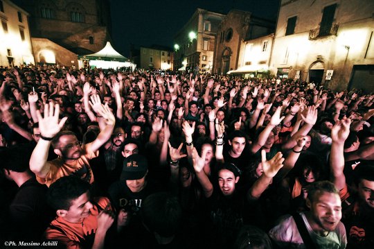 Grande successo per la quinta edizione di Umbria Folk Festival. Oltre 30 mila le presenze