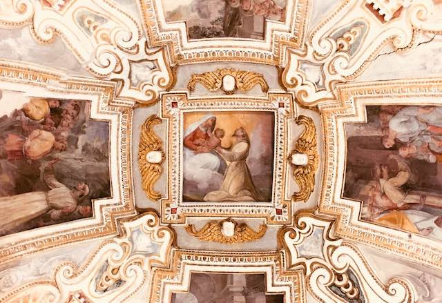Dal Castello Baronale alla Cappella Baglioni, fino al caffè a Villa Lais