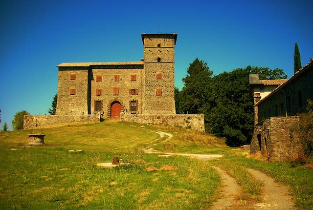 MontAlfina e gli altri invenduti, i manieri ancora sul mercato: tra sorprese e notevoli affari