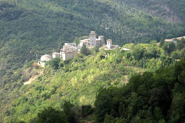 Con il CAI al Colle "La Castellana" risalendo il Fosso dello Stregaro