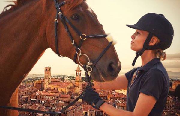 "Cavalli e Cavalieri", il fascino della tradizione equestre anima il centro storico