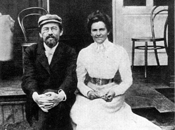 Il Teatro Null mette in scena "Una domanda di matrimonio"