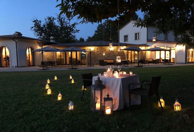 Mezz'estate a Borgo La Chiaracia. A lume di candela, sull'Altopiano dell'Alfina
