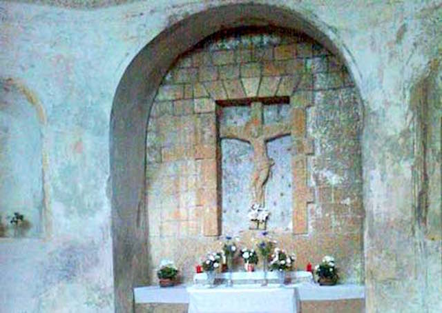 Porte aperte alla Chiesa del Crocefisso del Tufo. Fra culto, tradizione e mistero