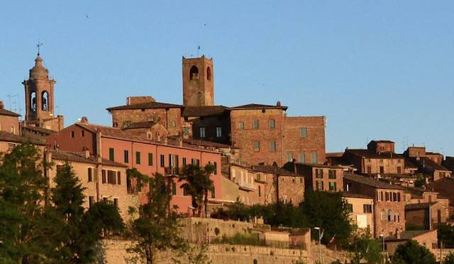 "L'Umbria, i Comuni. Quali prospettive per superare la grave crisi?"