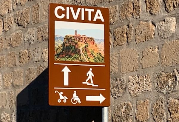 Bagnoregio migliora la visita turistica a Civita per i disabili motori gravi