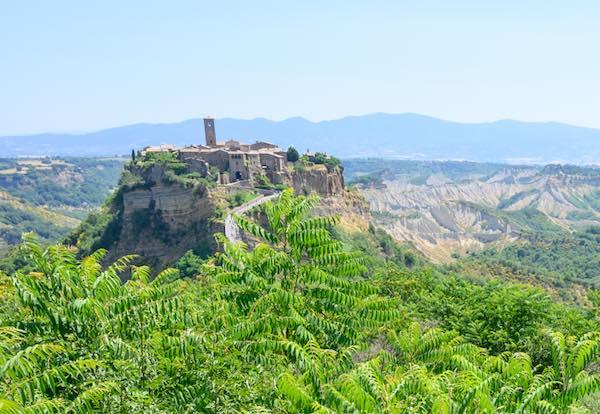 I maggiori siti Unesco d'Italia mandano i propri auguri a "Il Paesaggio Culturale di Civita di Bagnoregio"