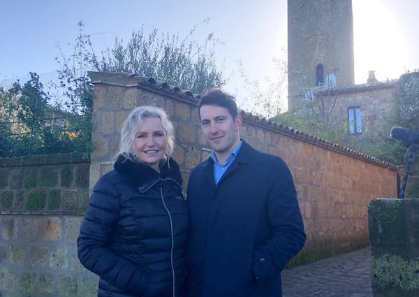 Licia Colò a Bagnoregio per le riprese di "Eden, un pianeta da salvare"