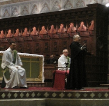Nella Cattedrale gremita il monaco Giovanni Scanavino si accomiata nel segno della Carità e dell'Amore