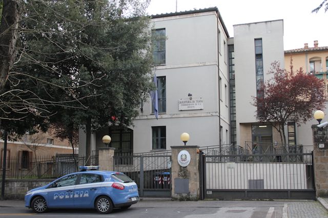 Diciannovenne bloccata dalla Polizia e allontanata da Orvieto per tre anni