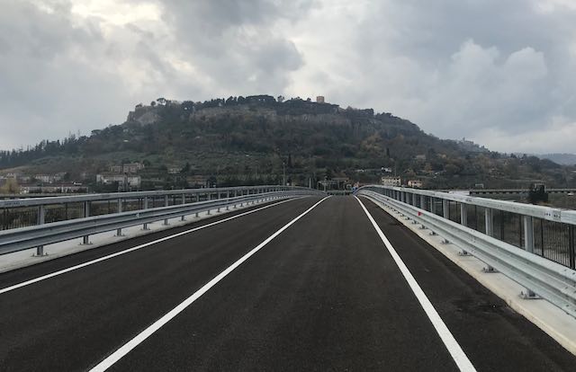 Complanare, le caratteristiche del raccordo