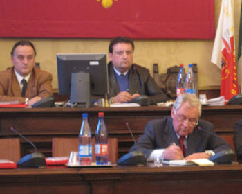 Un patto civico per la città: varate le linee del Sindaco. Lodi a destra, astensione con riserva a centro sinistra