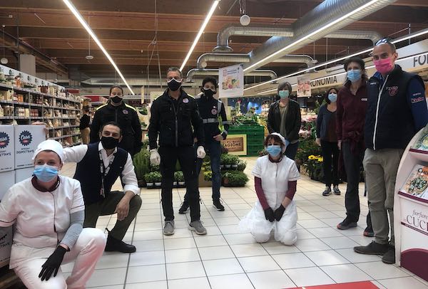 Il dono dei lavoratori di Coop "Porta d'Orvieto" al Market Solidale