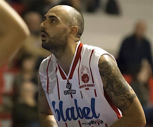 Vetrya Orvieto Basket sconfitta solo nel finale da Atomika Spoleto
