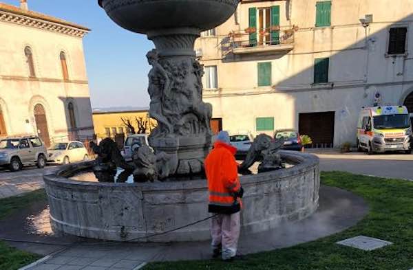Sanificazione dei centri urbani, nessuna sostanza chimica impiegata