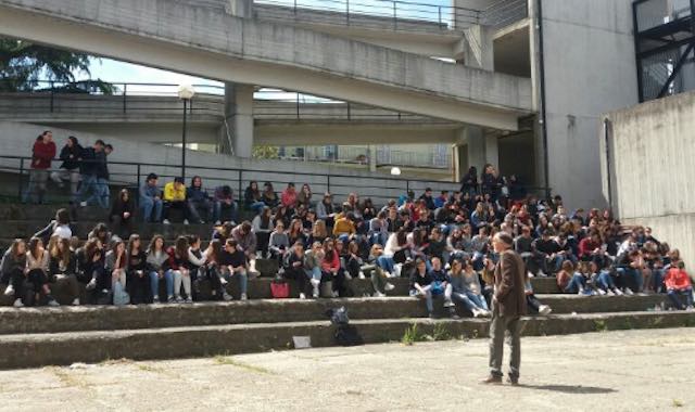 Studenti in assemblea su legalità e lotta alle mafie