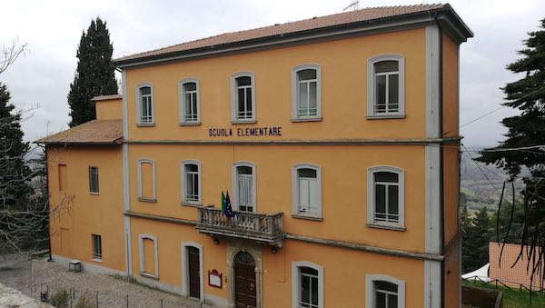 Covid-19, 6 i positivi a Montegabbione. In isolamento fiduciario due classi