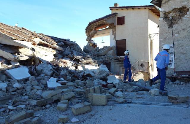 Sisma, verifiche su strutture ricettive e attività produttive e commerciali