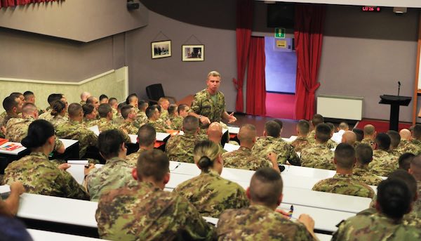 In 174 puntano a far parte del XXII corso per allievi marescialli dell'Esercito