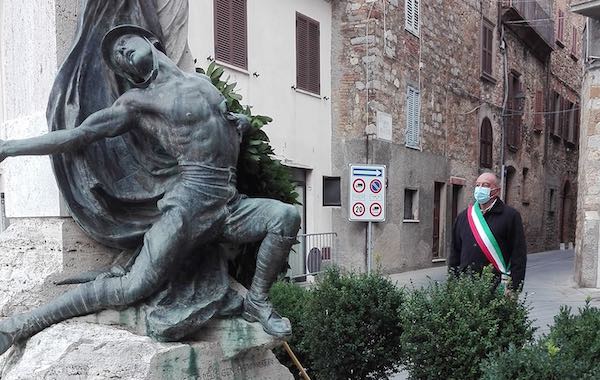 "In questo periodo offuscato dalla pandemia, non dobbiamo dimenticare di fare memoria"
