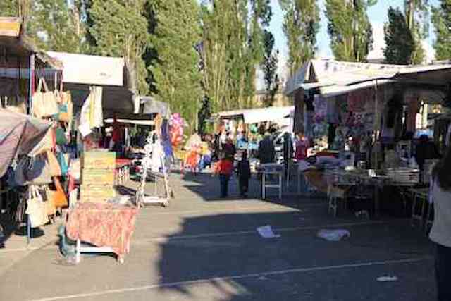 In Piazza della Pace si rinnova l'appuntamento con la "Fiera della Funicolare"