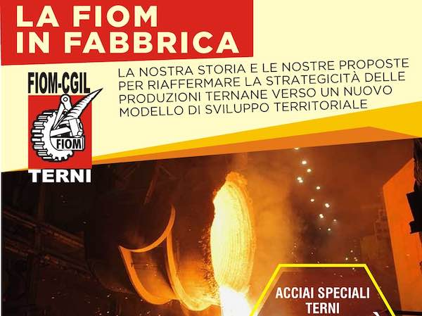 La Fiom in fabbrica con la segretaria nazionale Francesca Re David