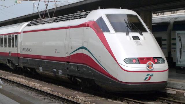 Incontro al Ministero sul futuro del Frecciabianca. "Il progetto dello scalo non è fermo"