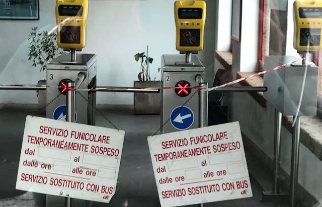 Funicolare ferma per lavori. In funzione bus navetta sostitutivi