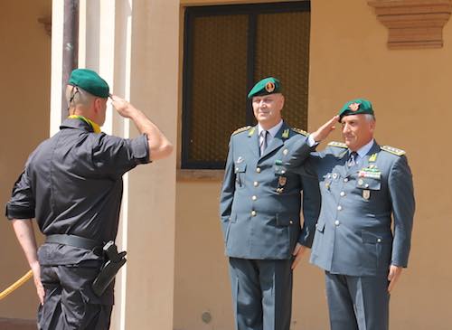 Antiterrorismo e Pronto Impiego, consegnati i baschi verdi. Il colonnello Giombetti verso il trasferimento