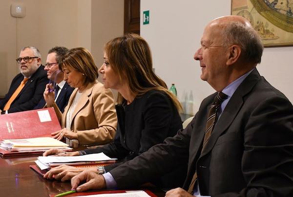Inchiesta sanità, la giunta regionale si costituisce parte civile