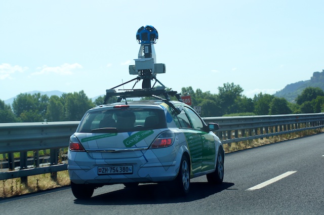 Google Maps Car in azione nel tratto orvietano della A1