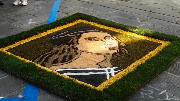 Infiorata di San Luigi Gonzaga, pioggia e distanziamento non rovinano l'emozione