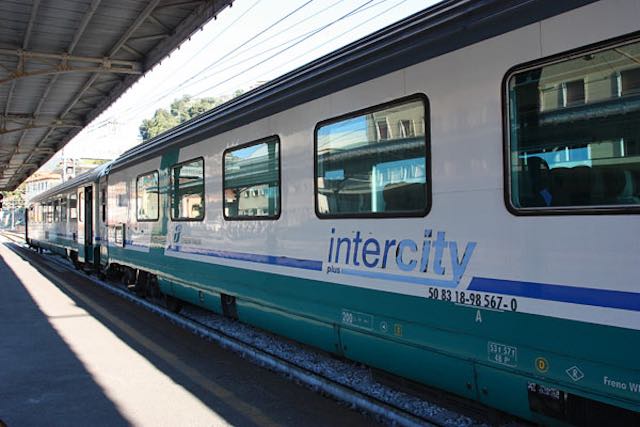 "Il Comune intervenga per evitare la fermata ad Orte dell'Intercity 598 delle 18.12"