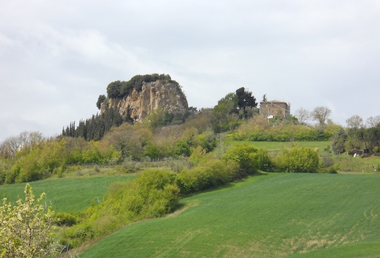 Va in Consiglio la variante per l'ampliamento del polo turistico di Rocca Ripesena. Turismo davvero o ennesimo scempio al paesaggio?